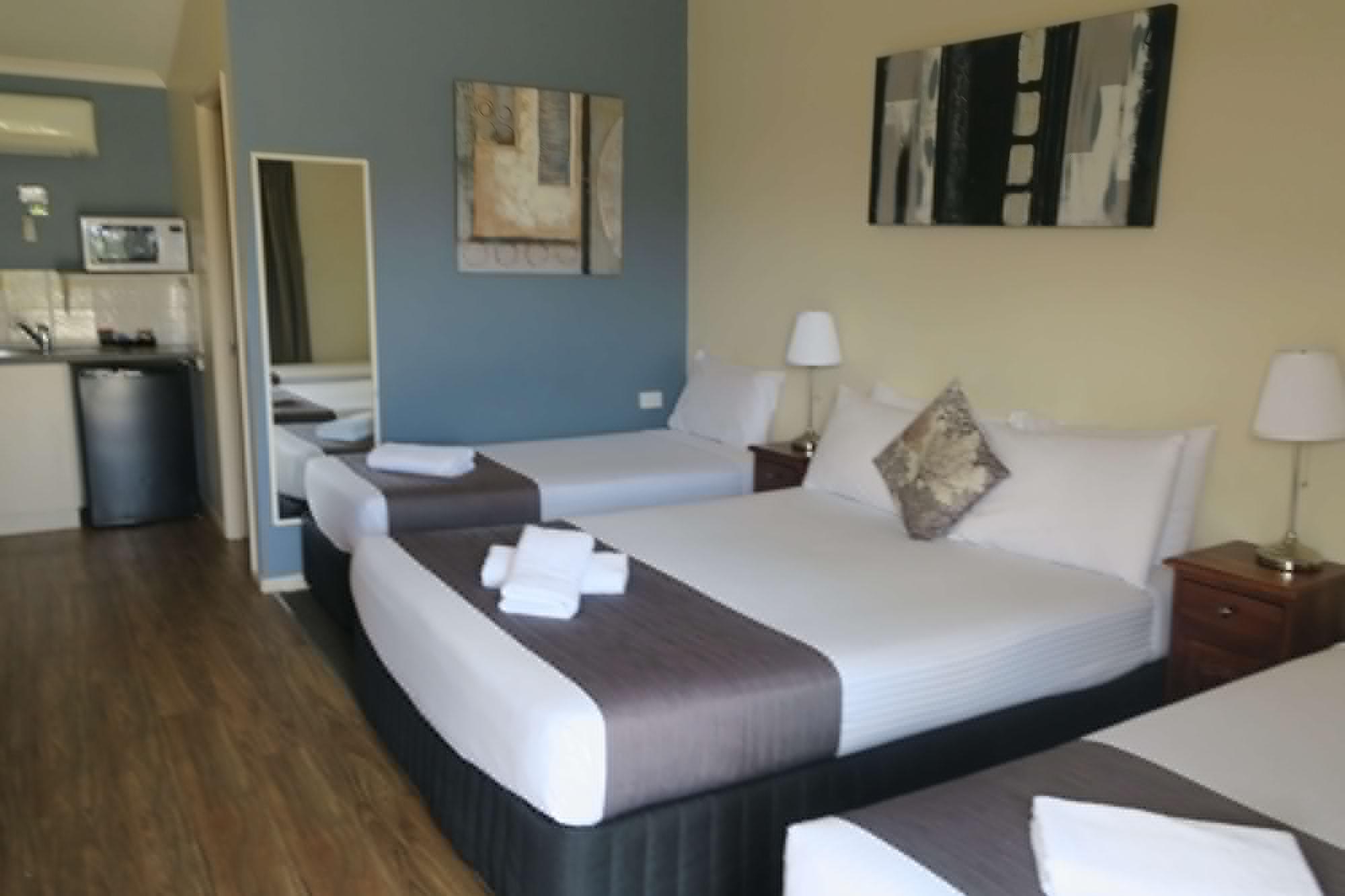 Caboolture Central Motor Inn, Sure Stay Collection By BW Buitenkant foto