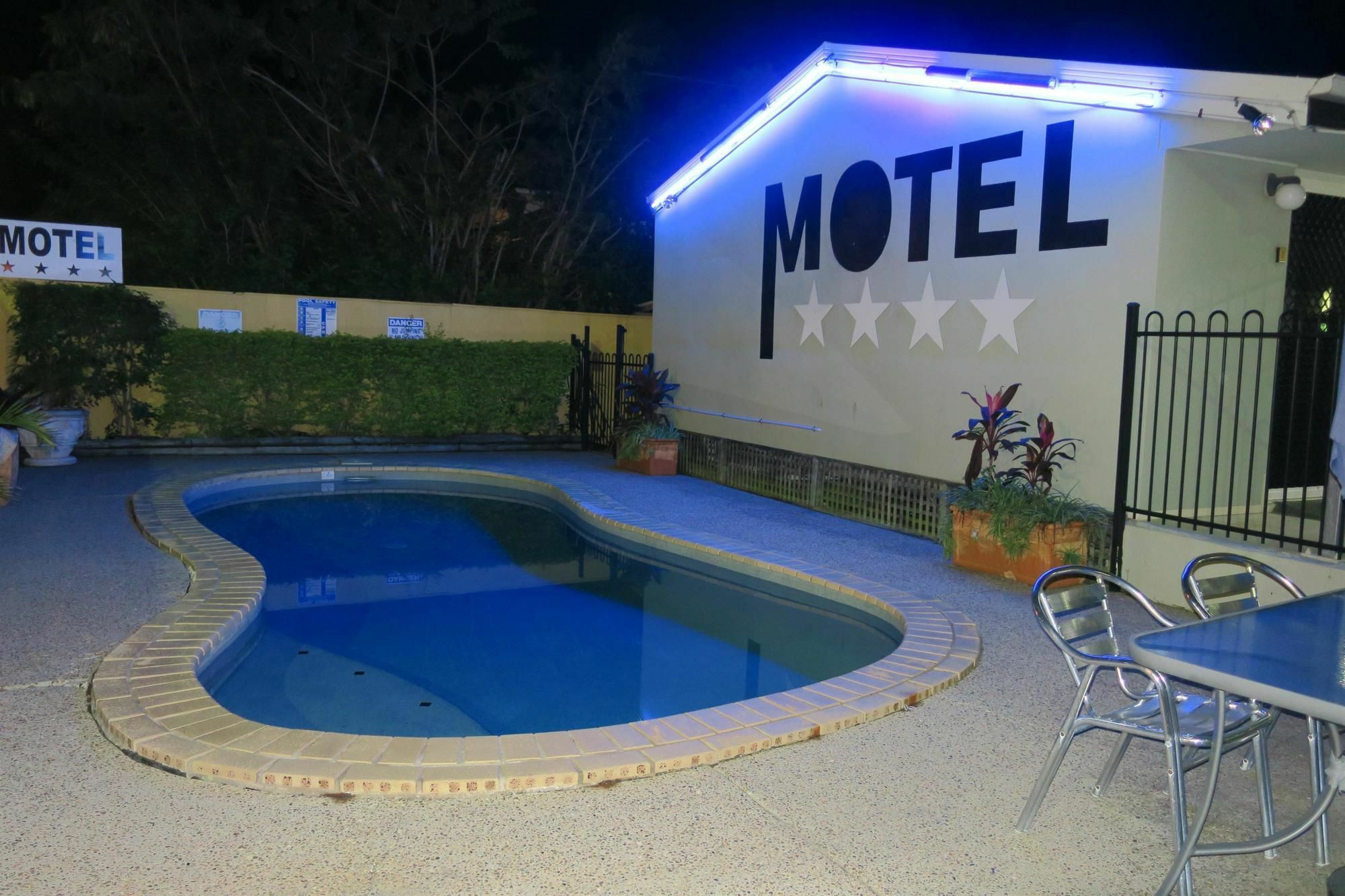 Caboolture Central Motor Inn, Sure Stay Collection By BW Buitenkant foto